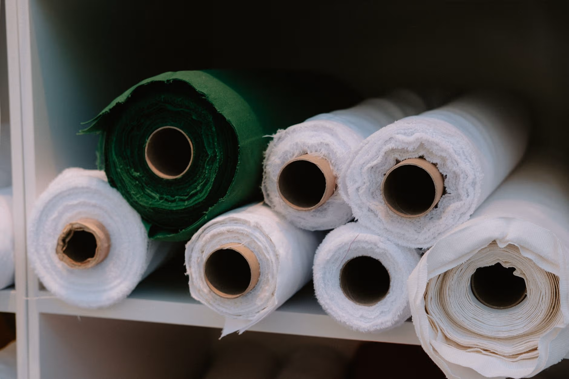 Choisir les Textiles Médicaux : Guide pour Cliniques & Pharmacies